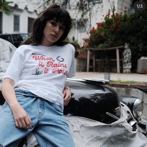 Weathereport when it rains it pour graphic tee